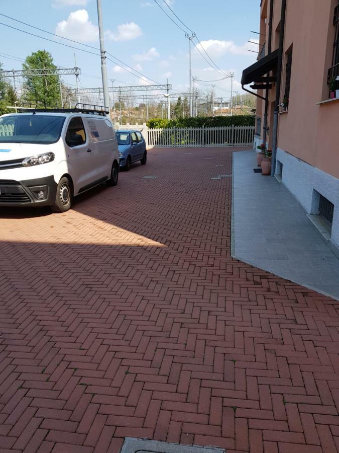 Appartamento Delle Rose Sesto Calende Extérieur photo