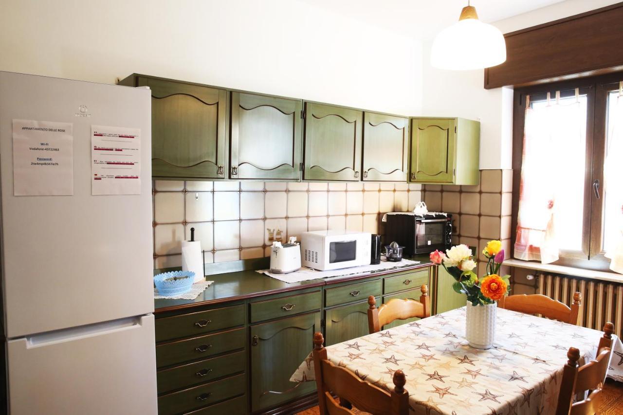 Appartamento Delle Rose Sesto Calende Extérieur photo