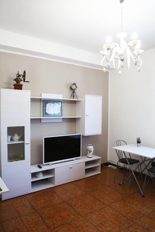 Appartamento Delle Rose Sesto Calende Extérieur photo